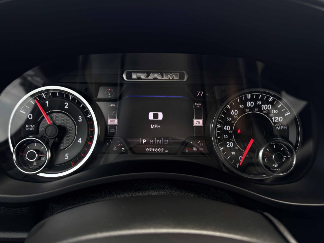 RAM 2500 Laramie Mega Cab 4WD 2020