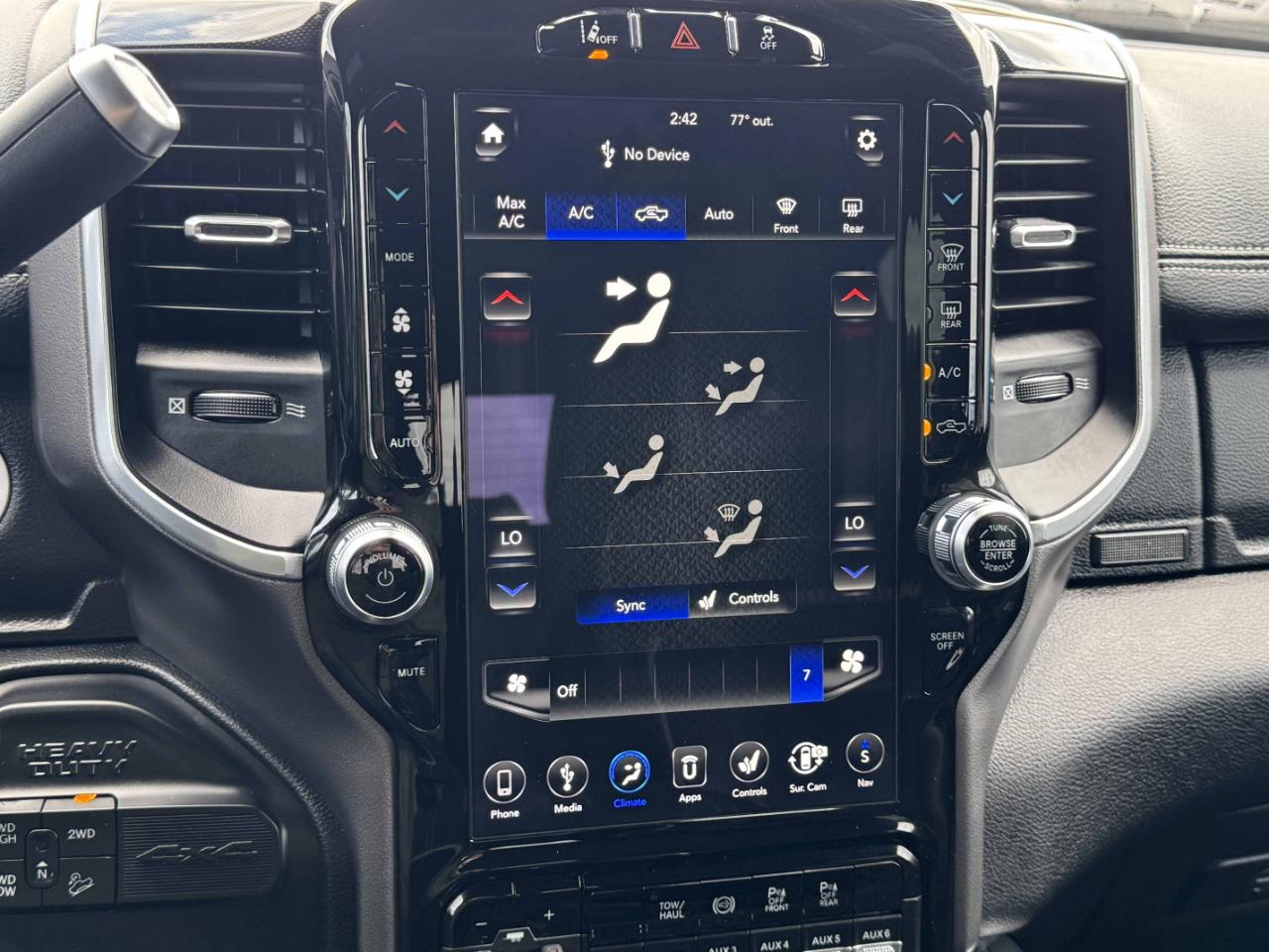 RAM 2500 Laramie Mega Cab 4WD 2020