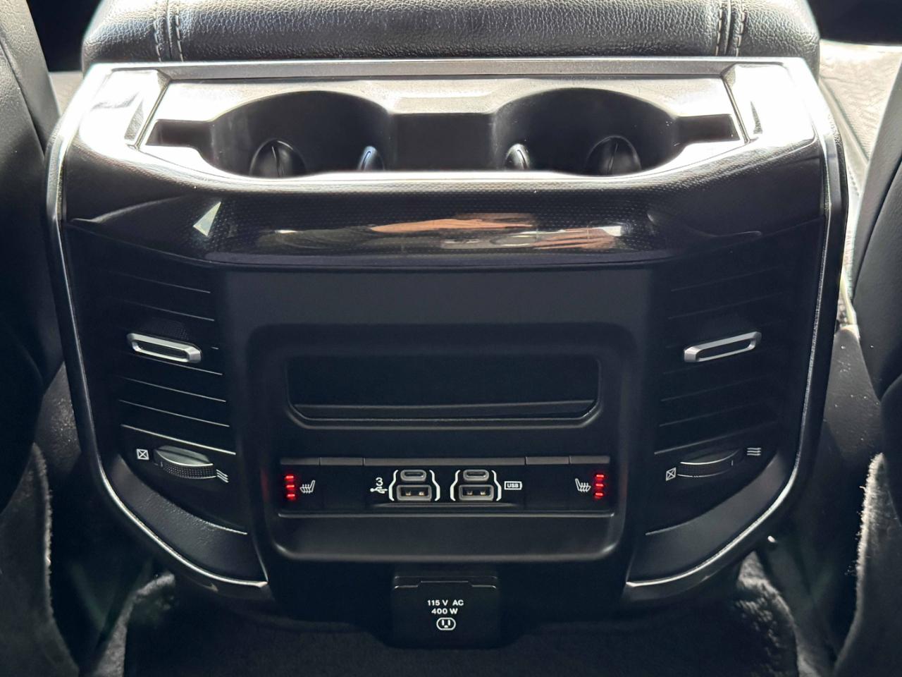 RAM 2500 Laramie Mega Cab 4WD 2020