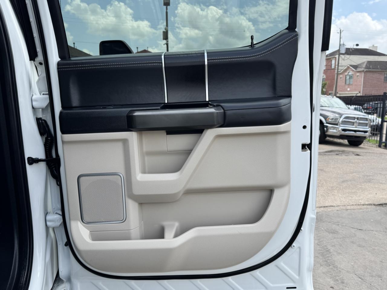 Ford Super Duty F-350 DRW  2020