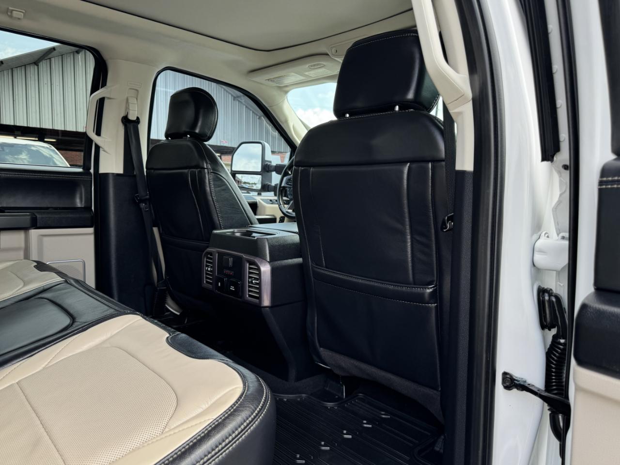 Ford Super Duty F-350 DRW  2020