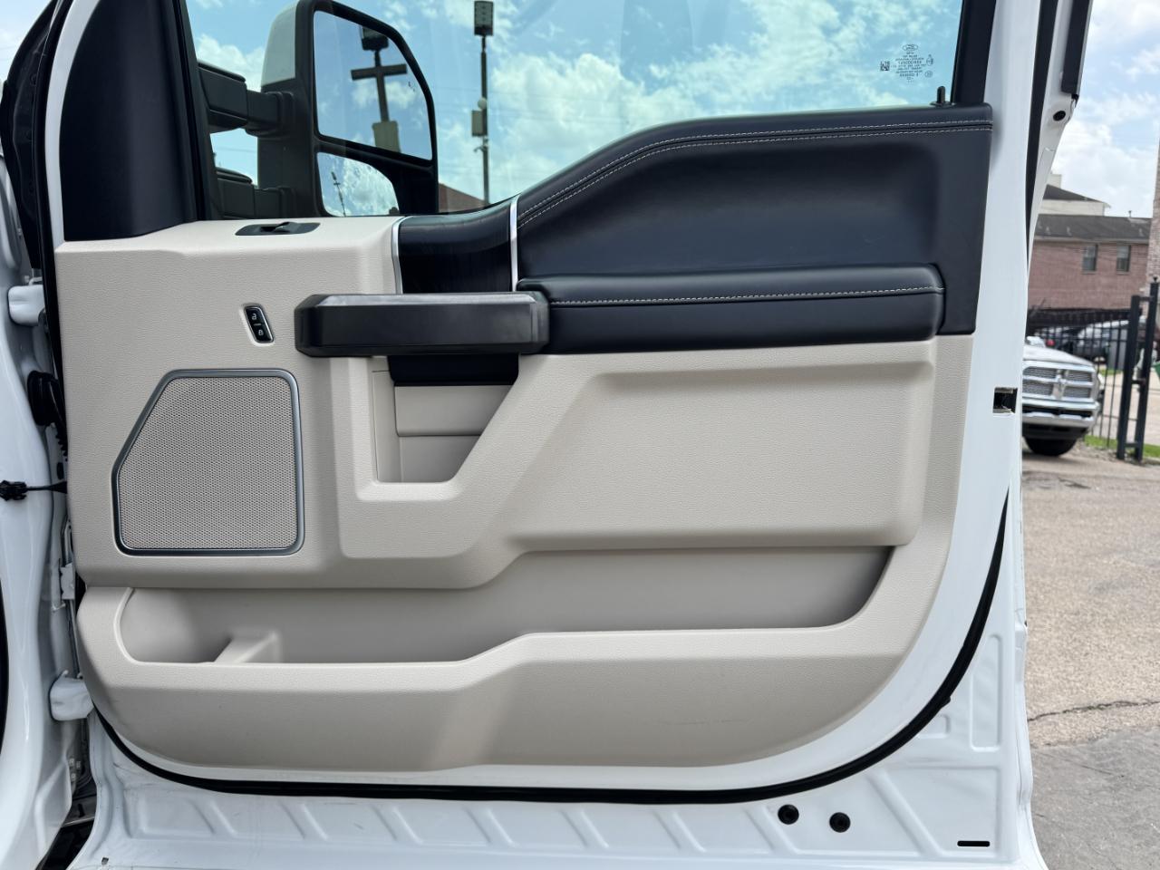 Ford Super Duty F-350 DRW  2020