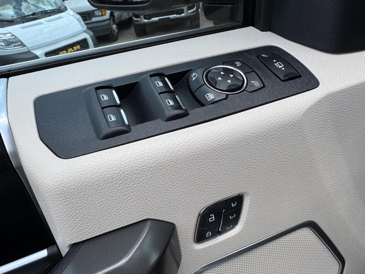 Ford Super Duty F-350 DRW  2020