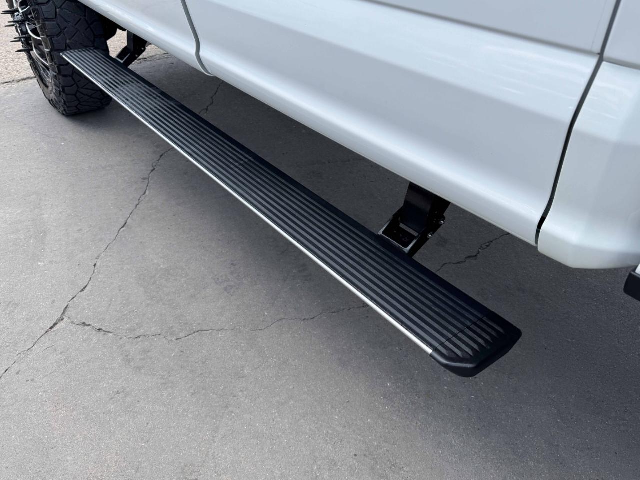 Ford Super Duty F-350 DRW  2020