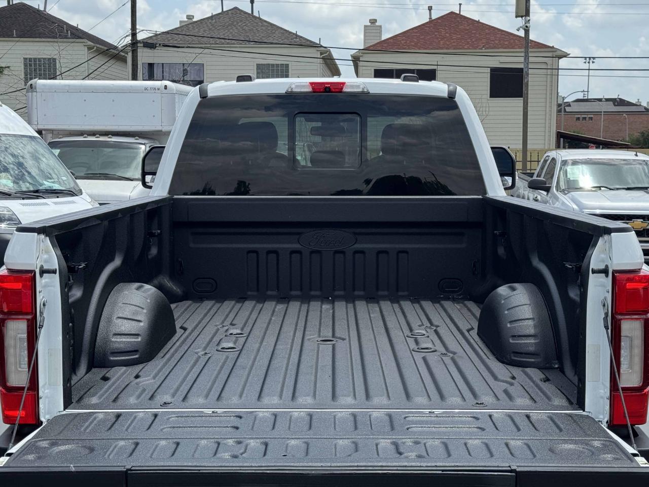 Ford Super Duty F-350 DRW  2020