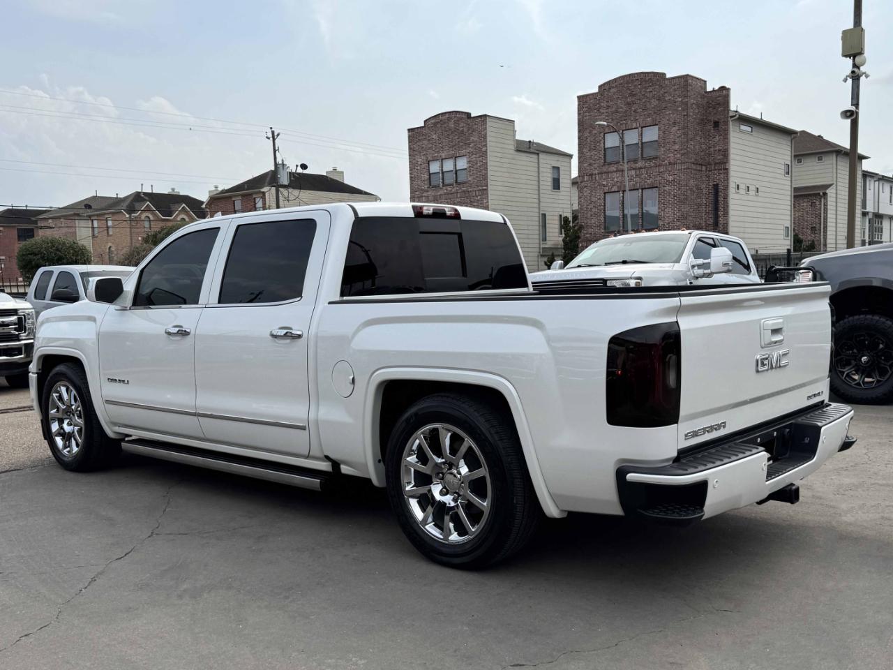 GMC Sierra 1500 Denali Crew Cab 2WD 2018