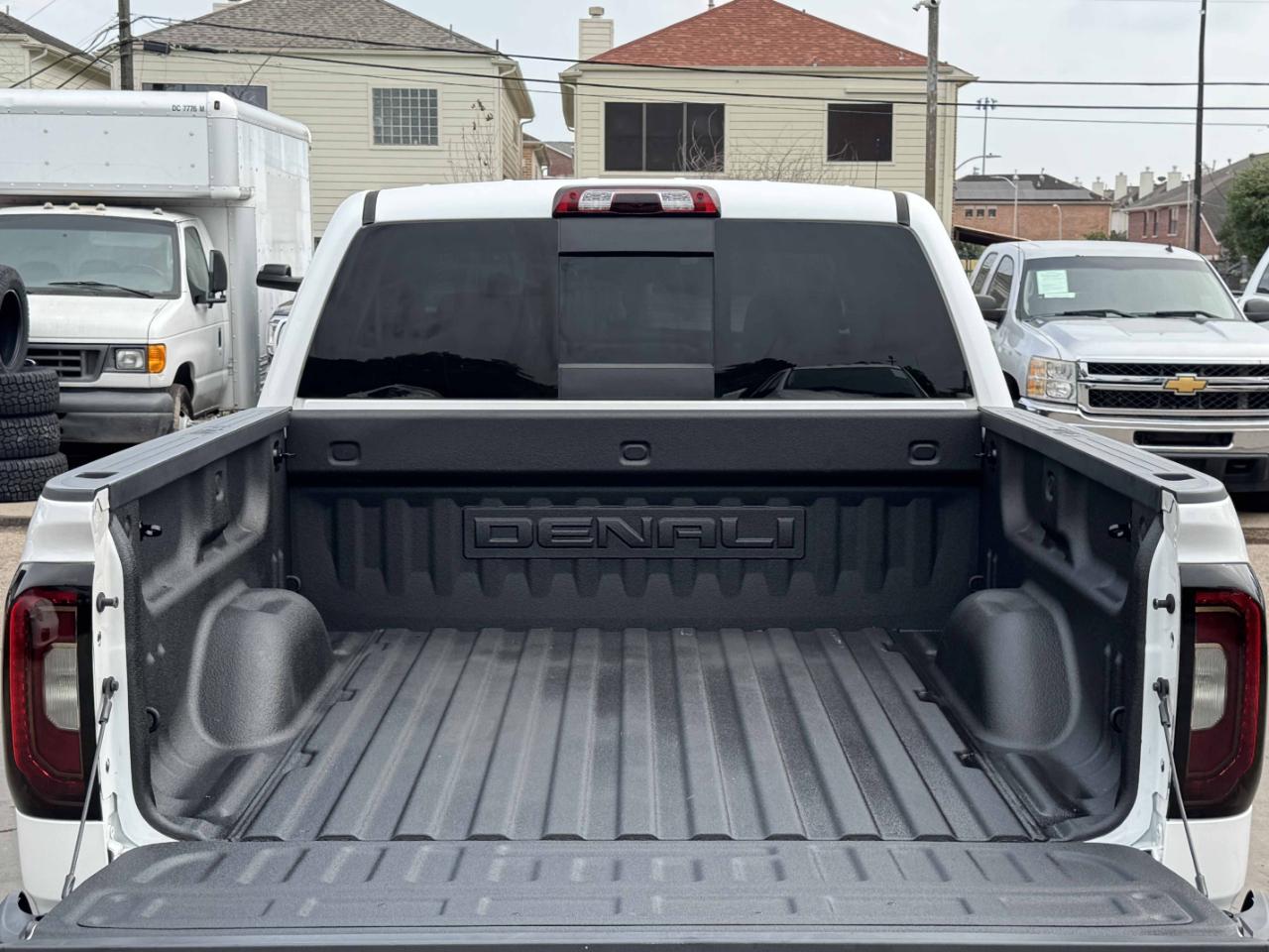 GMC Sierra 1500 Denali Crew Cab 2WD 2018