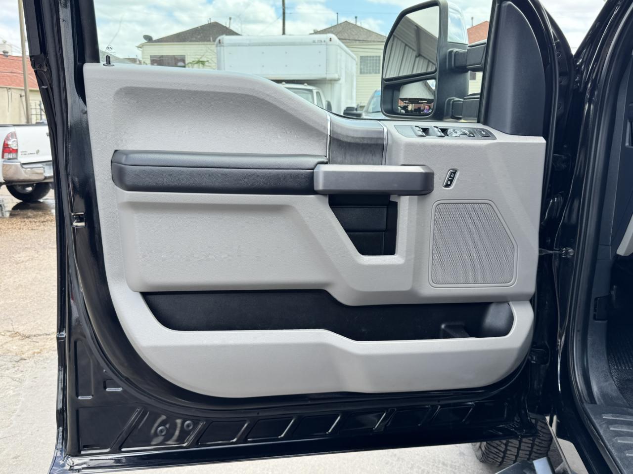 Ford Super Duty F-350 DRW  2022