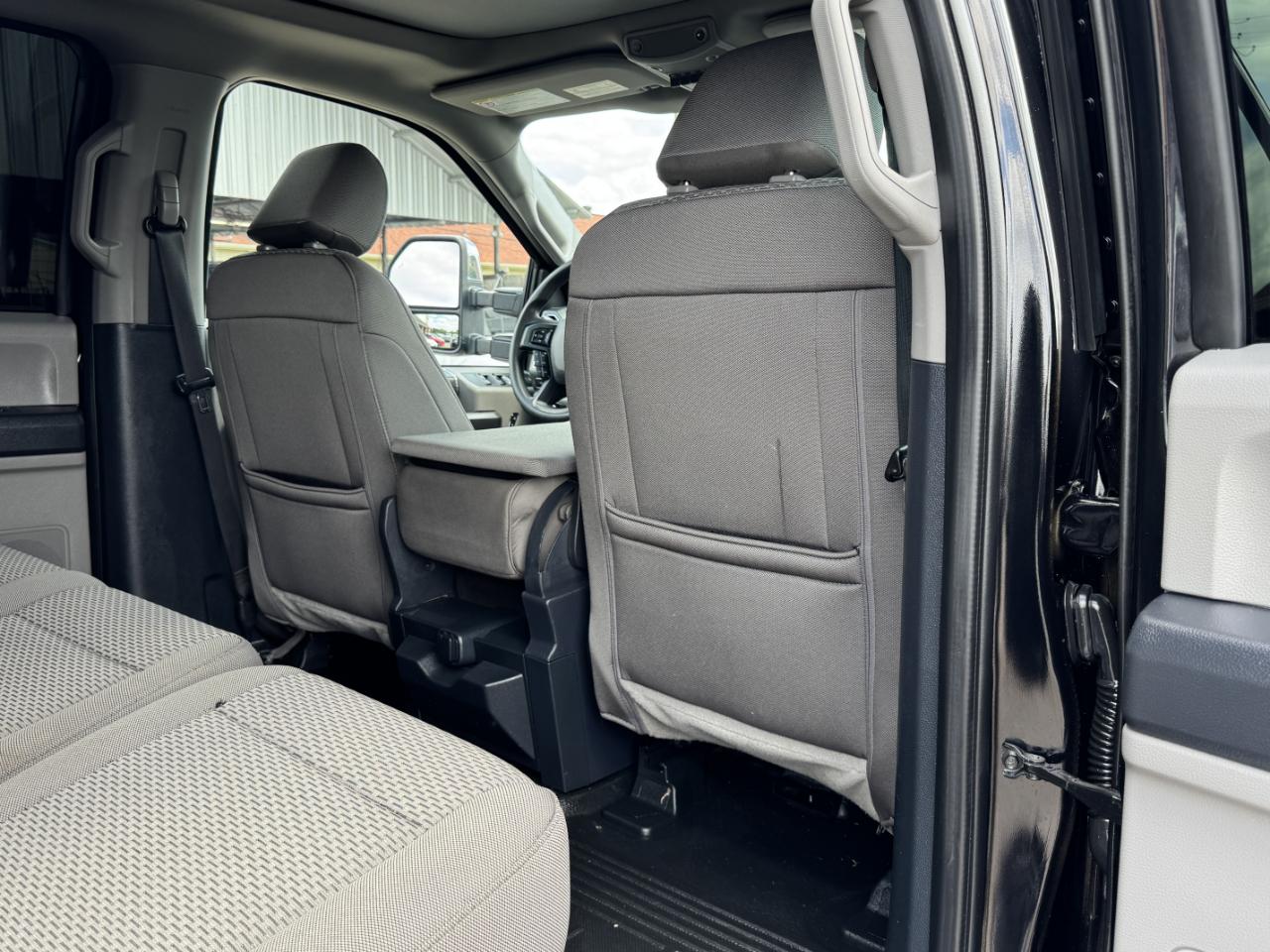 Ford Super Duty F-350 DRW  2022