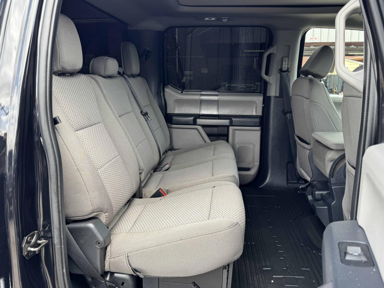 Ford Super Duty F-350 DRW  2022