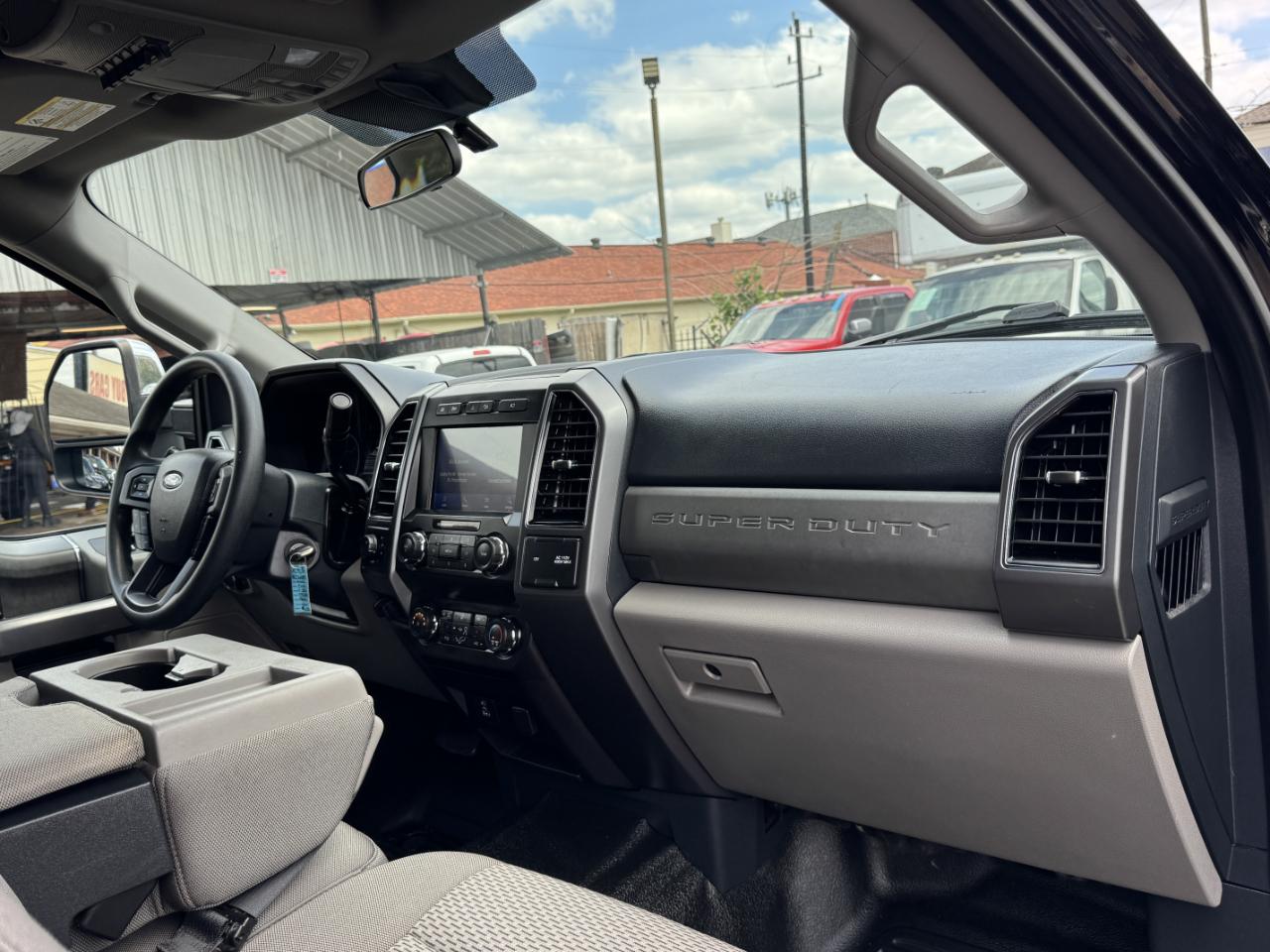 Ford Super Duty F-350 DRW  2022