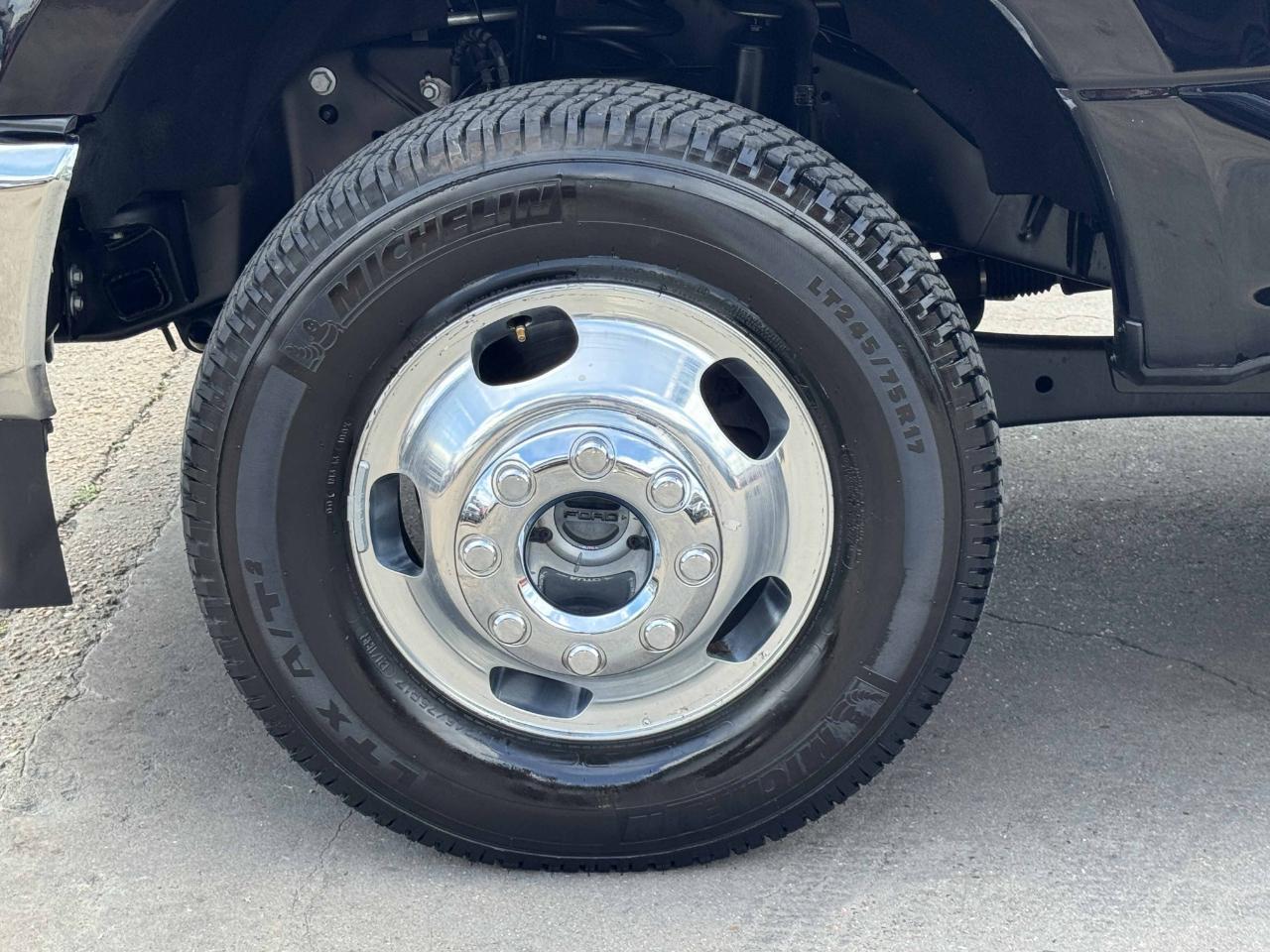 Ford Super Duty F-350 DRW  2022