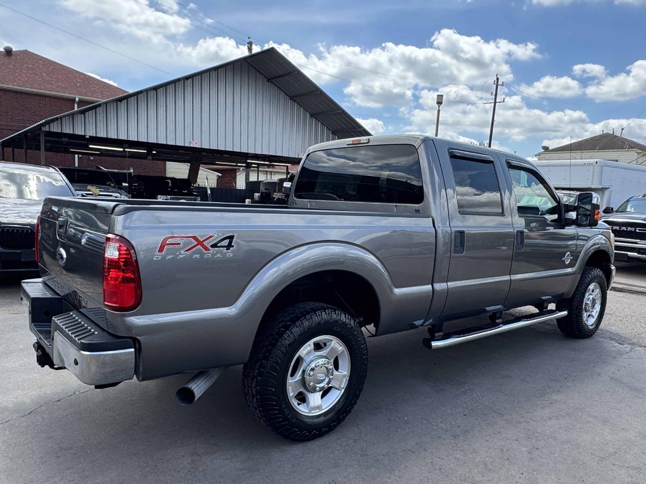 Ford Super Duty F-250 SRW  2013