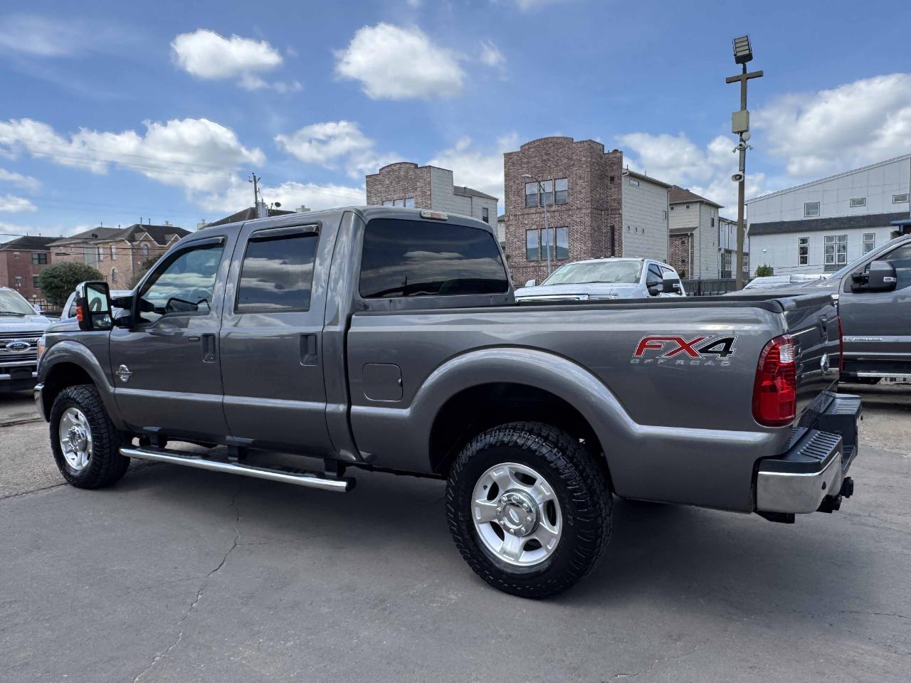 Ford Super Duty F-250 SRW  2013