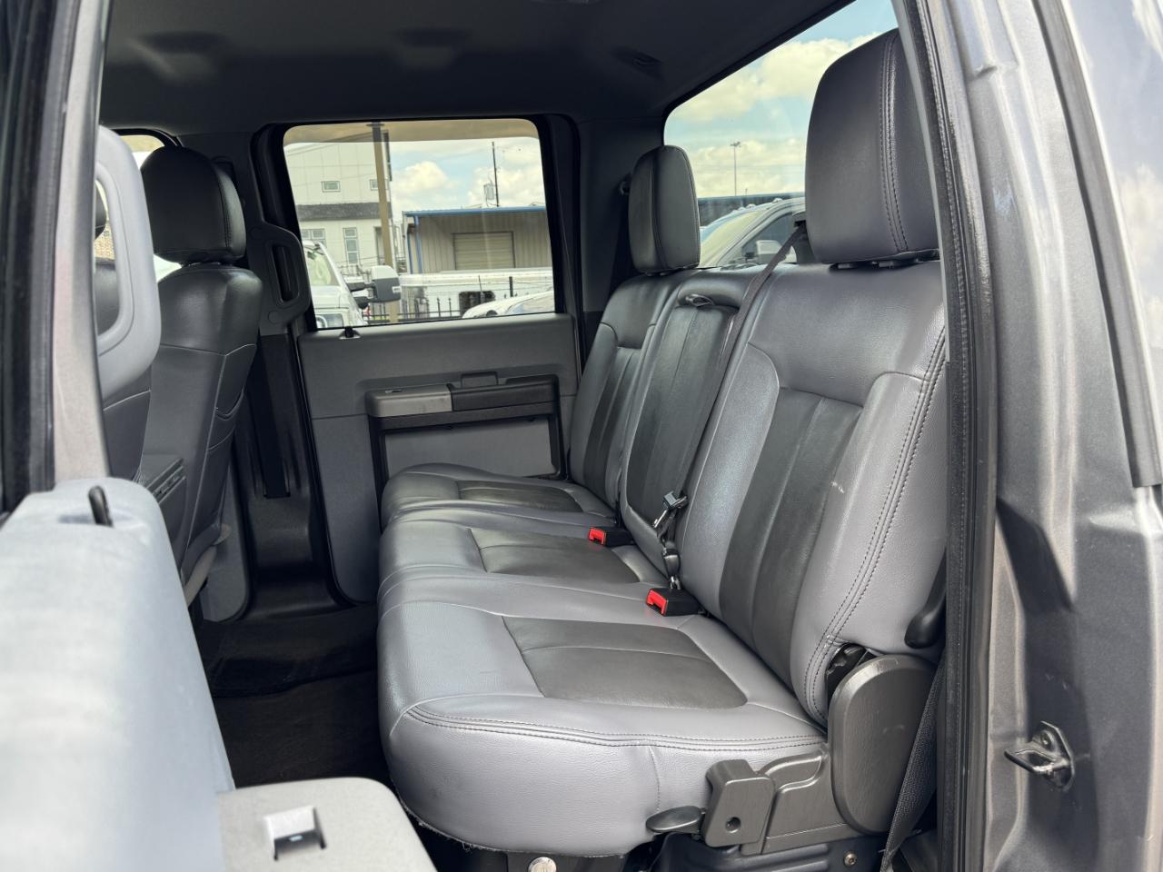 Ford Super Duty F-250 SRW  2013