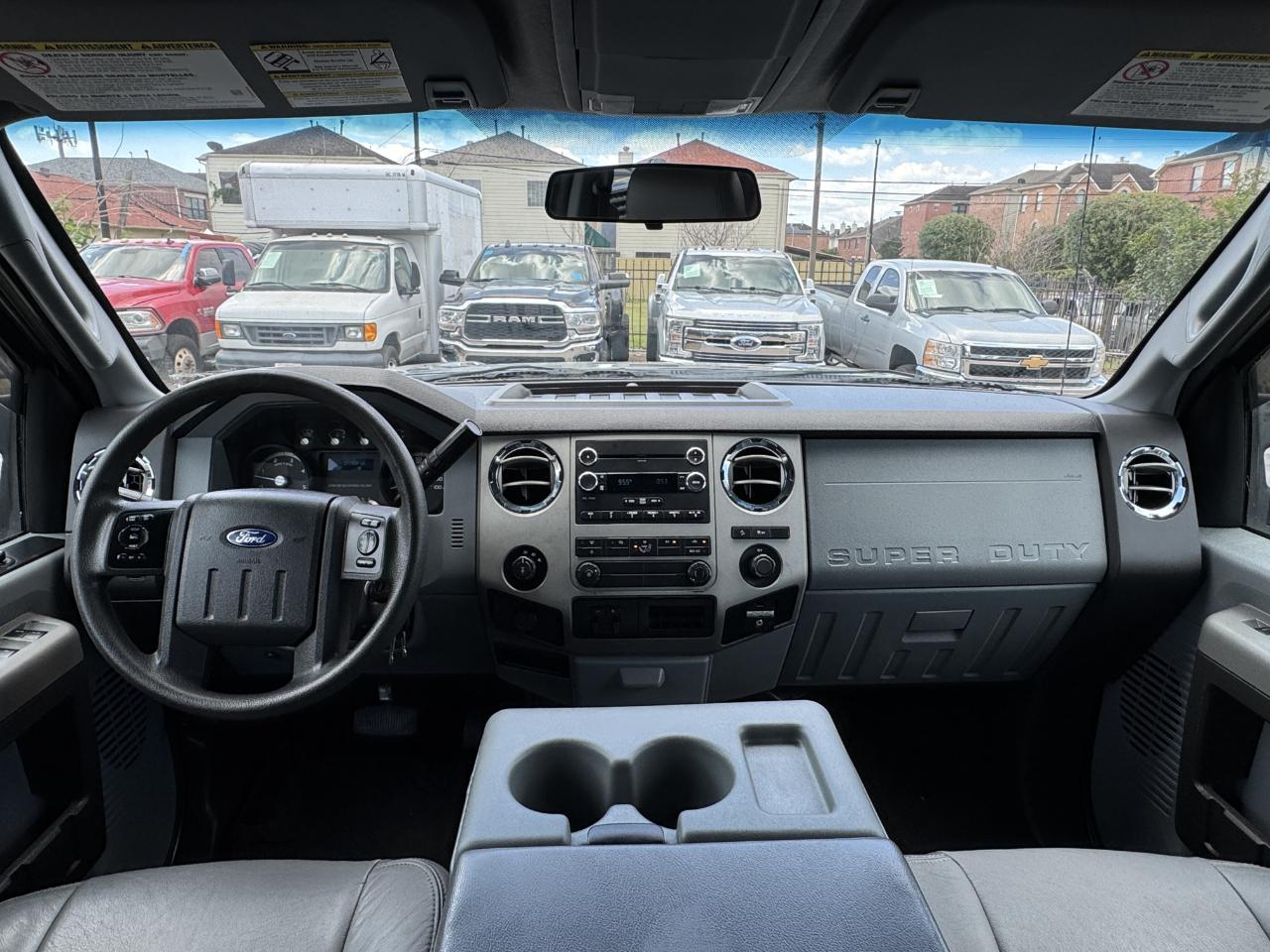 Ford Super Duty F-250 SRW  2013