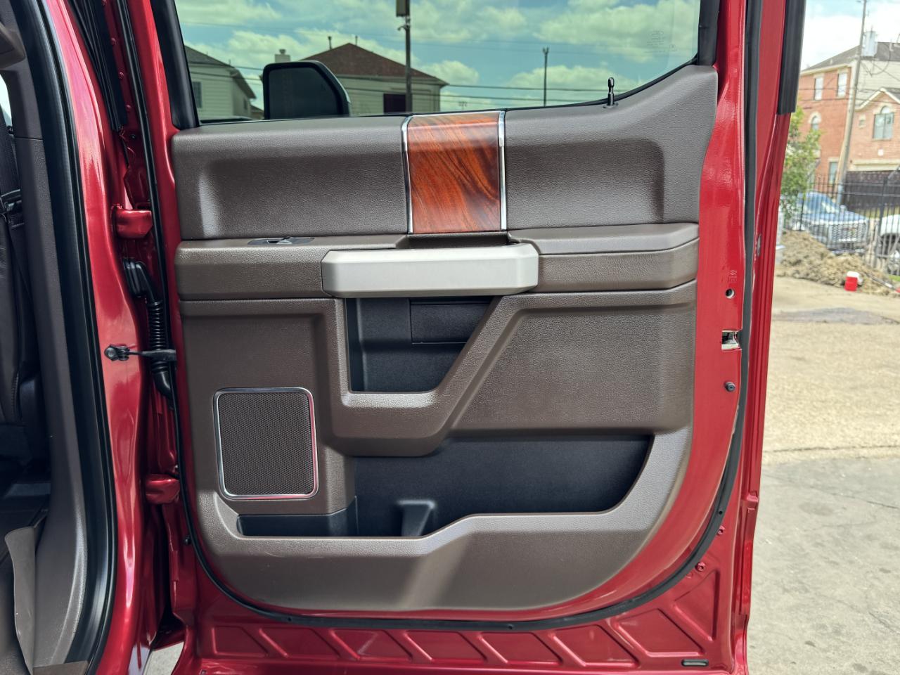 Ford Super Duty F-250 SRW  2017