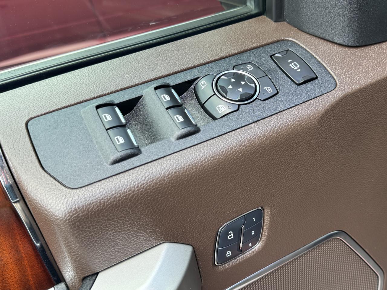Ford Super Duty F-250 SRW  2017