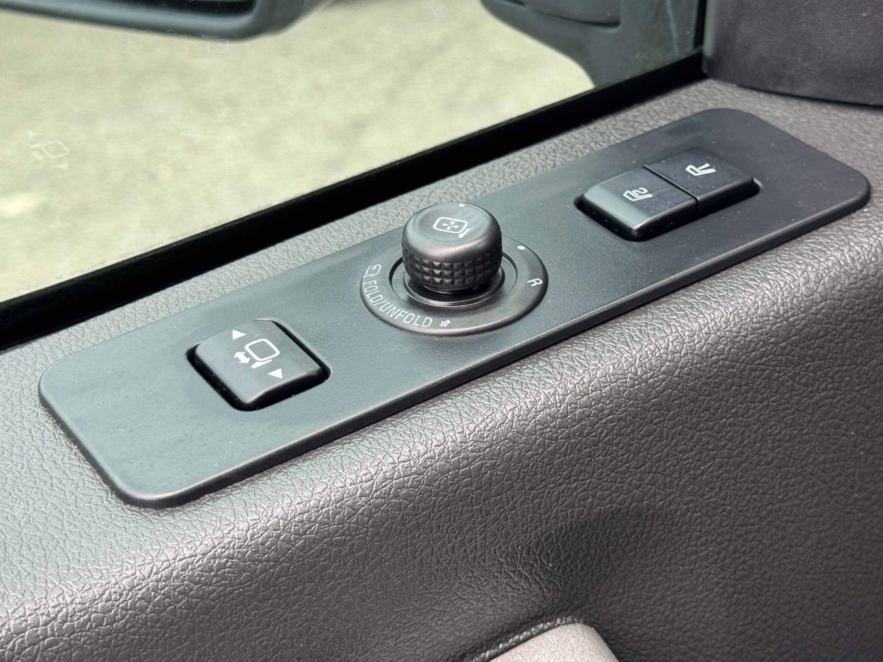 Ford Super Duty F-250 SRW  2014