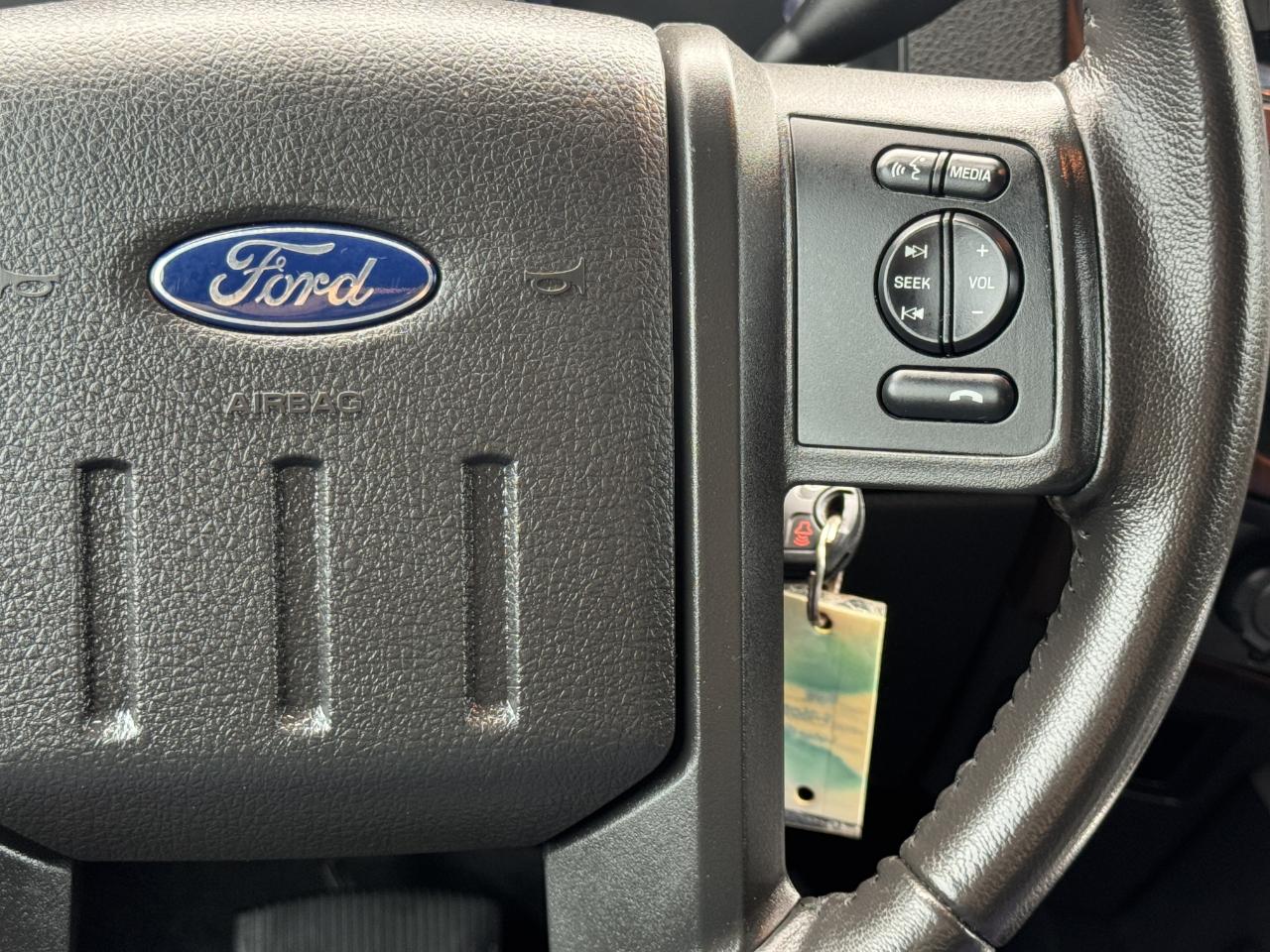 Ford Super Duty F-250 SRW  2014