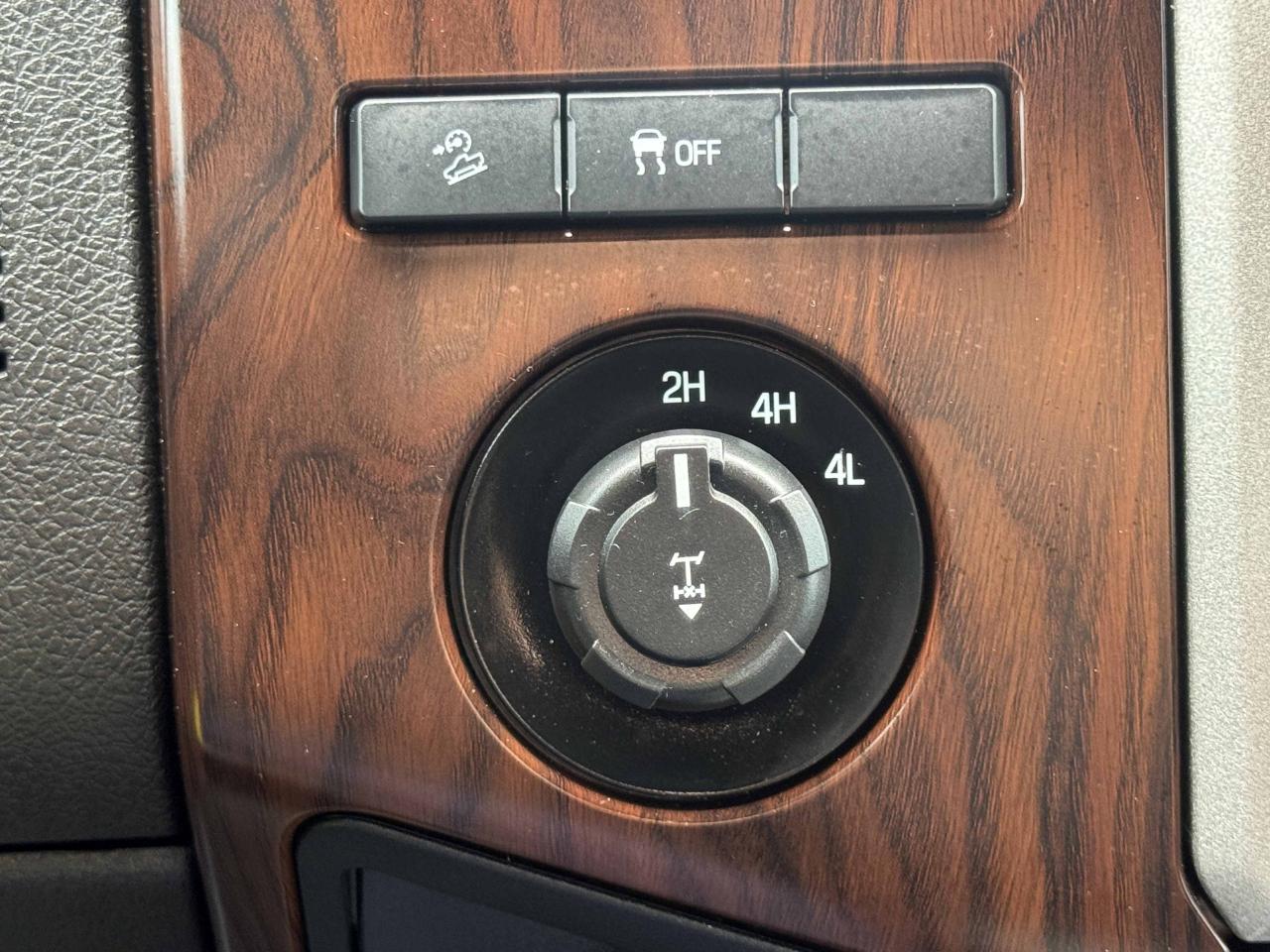 Ford Super Duty F-250 SRW  2014