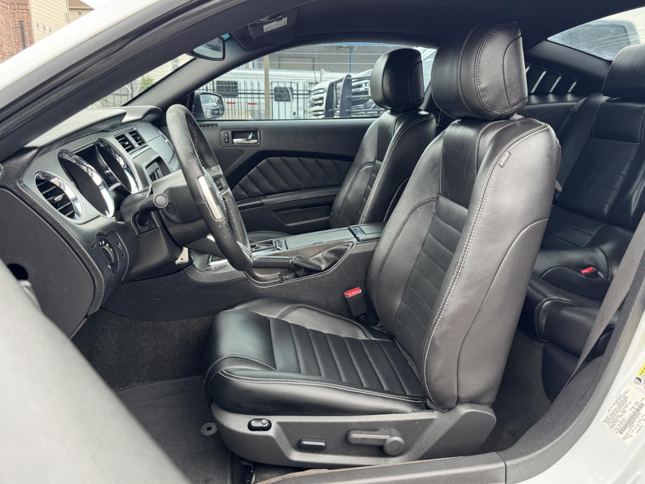 Ford Mustang  2014