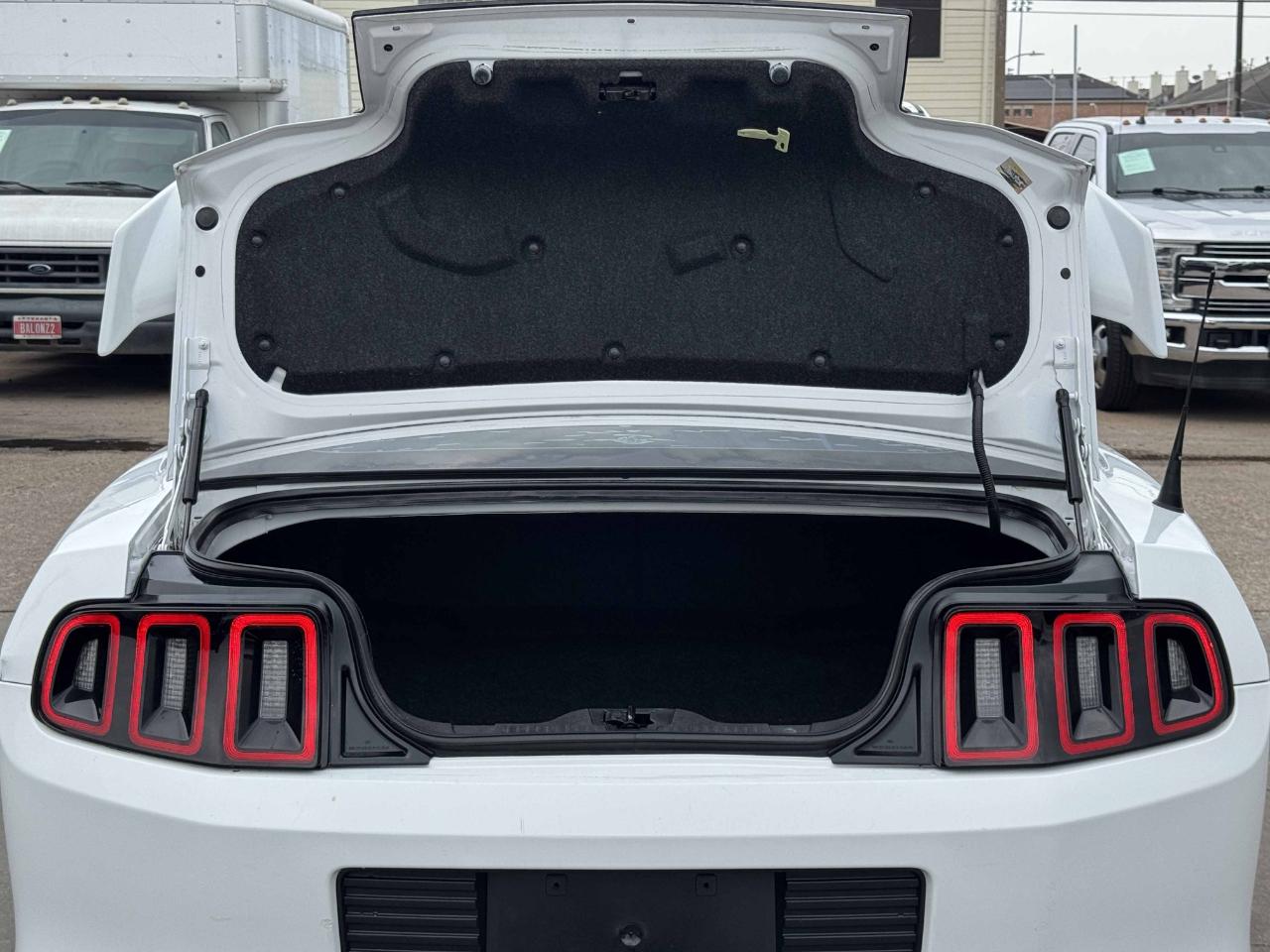 Ford Mustang  2014