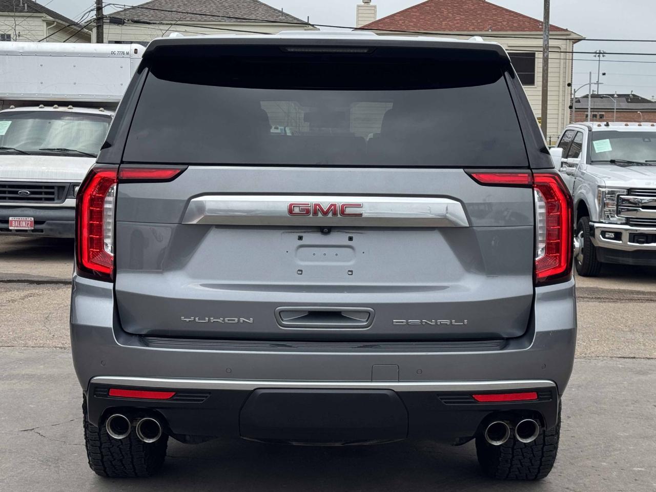 GMC Yukon Denali 4WD 2022