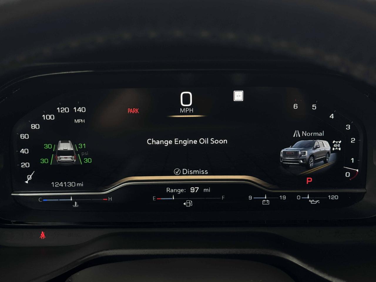 GMC Yukon Denali 4WD 2022