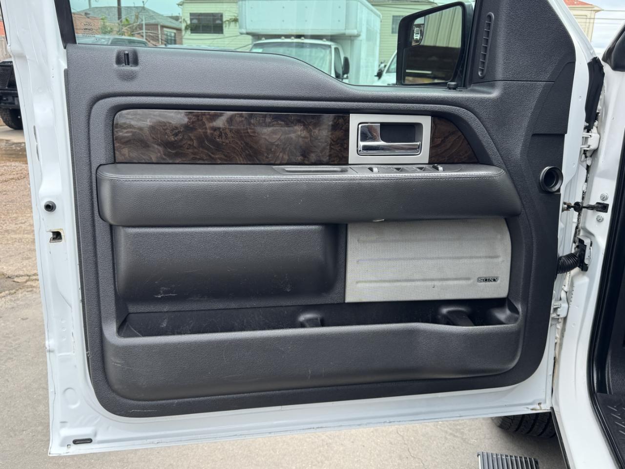 Ford F-150 Platinum SuperCrew 4WD 2013