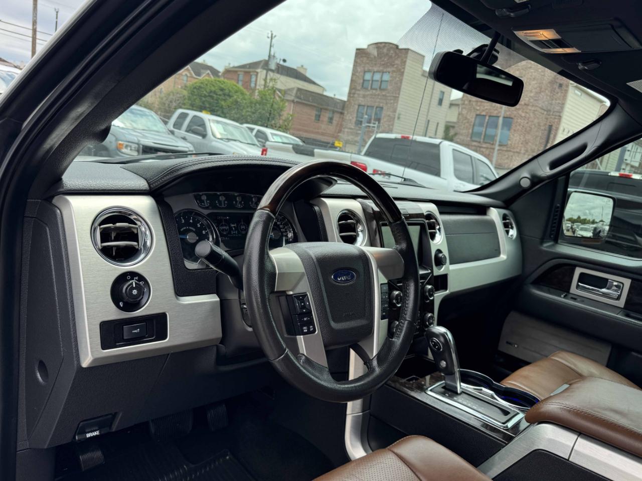 Ford F-150 Platinum SuperCrew 4WD 2013