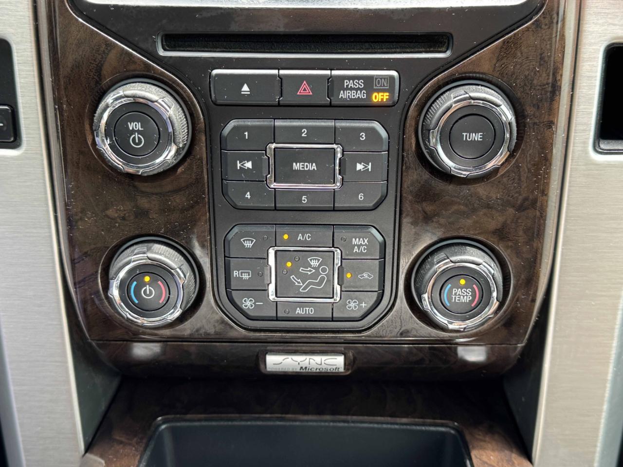 Ford F-150 Platinum SuperCrew 4WD 2013