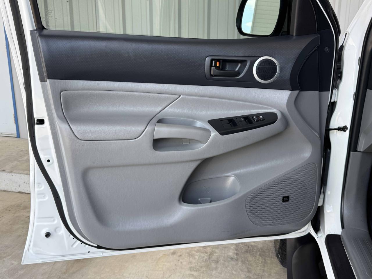 Toyota Tacoma  2012