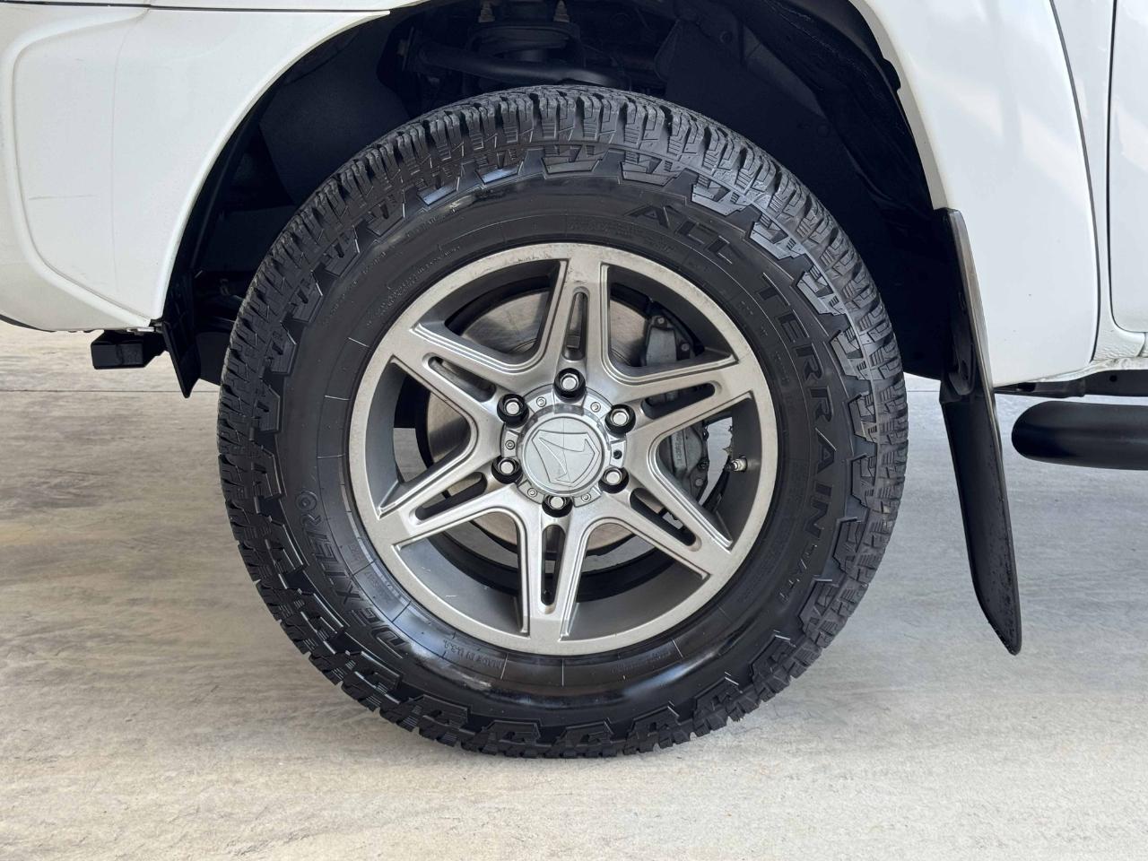 Toyota Tacoma  2012