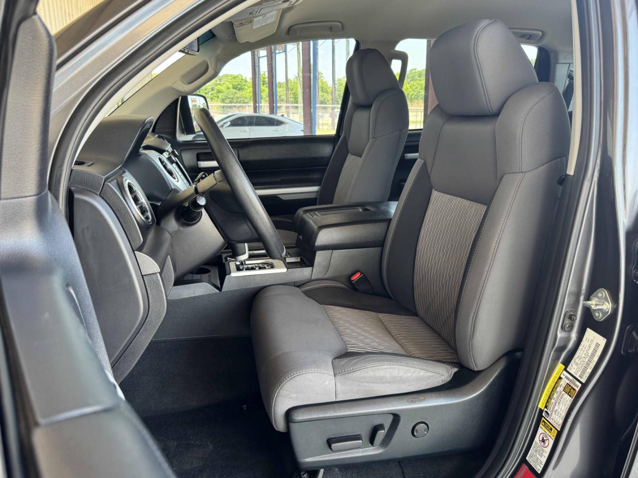 Toyota Tundra  2016