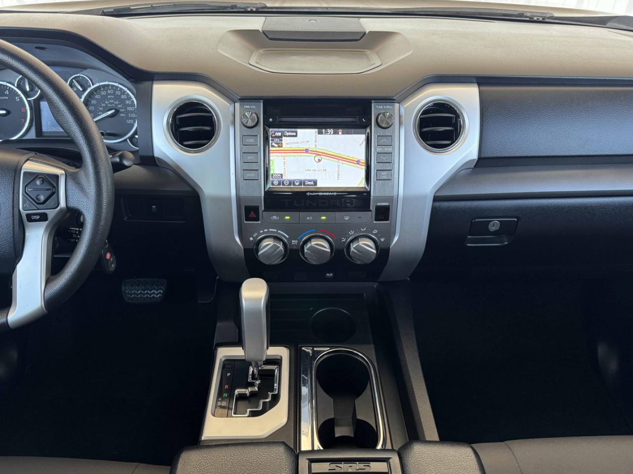 Toyota Tundra  2016