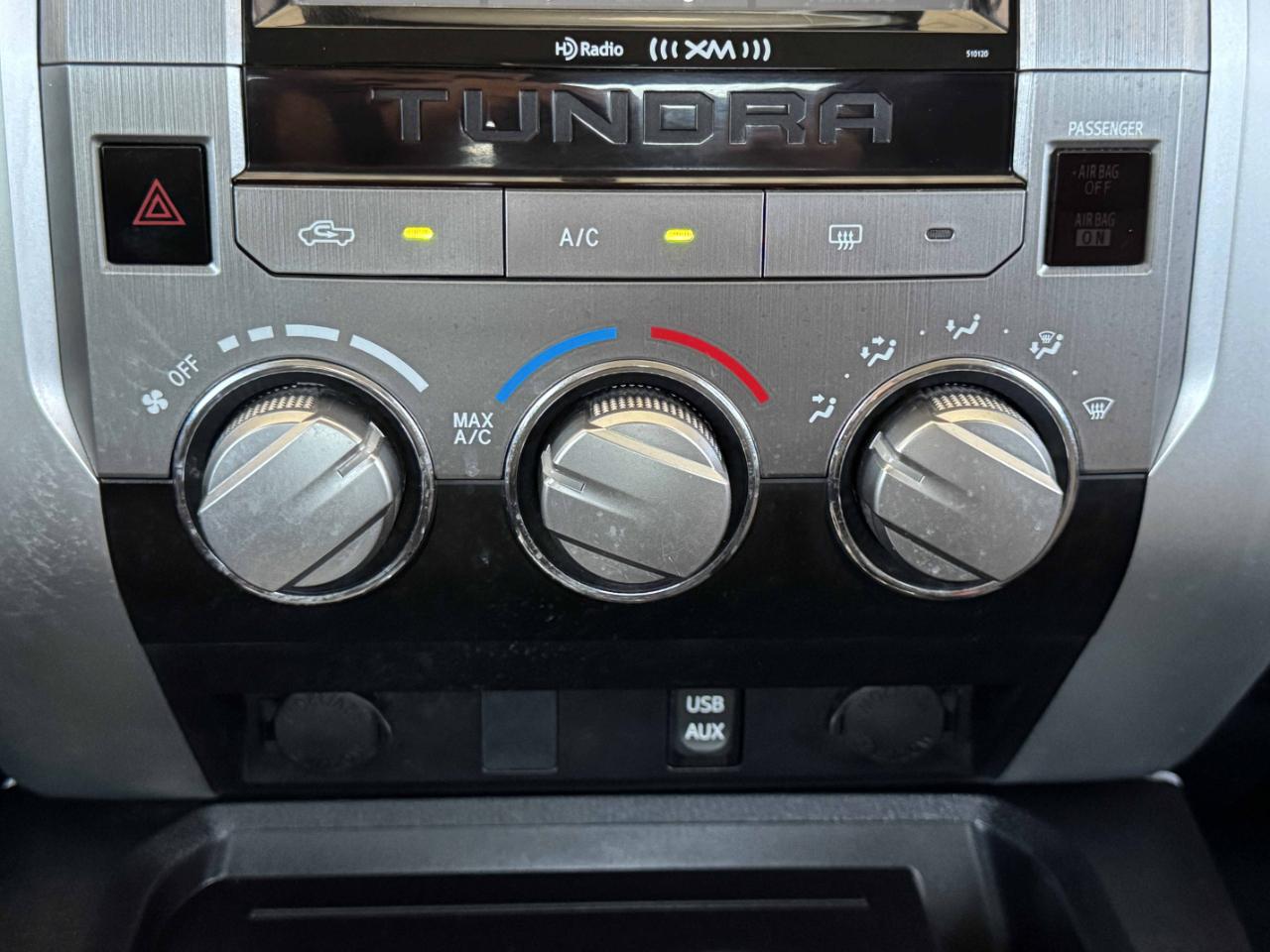 Toyota Tundra  2016