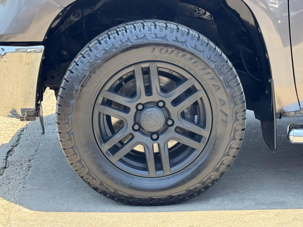 Toyota Tundra  2016