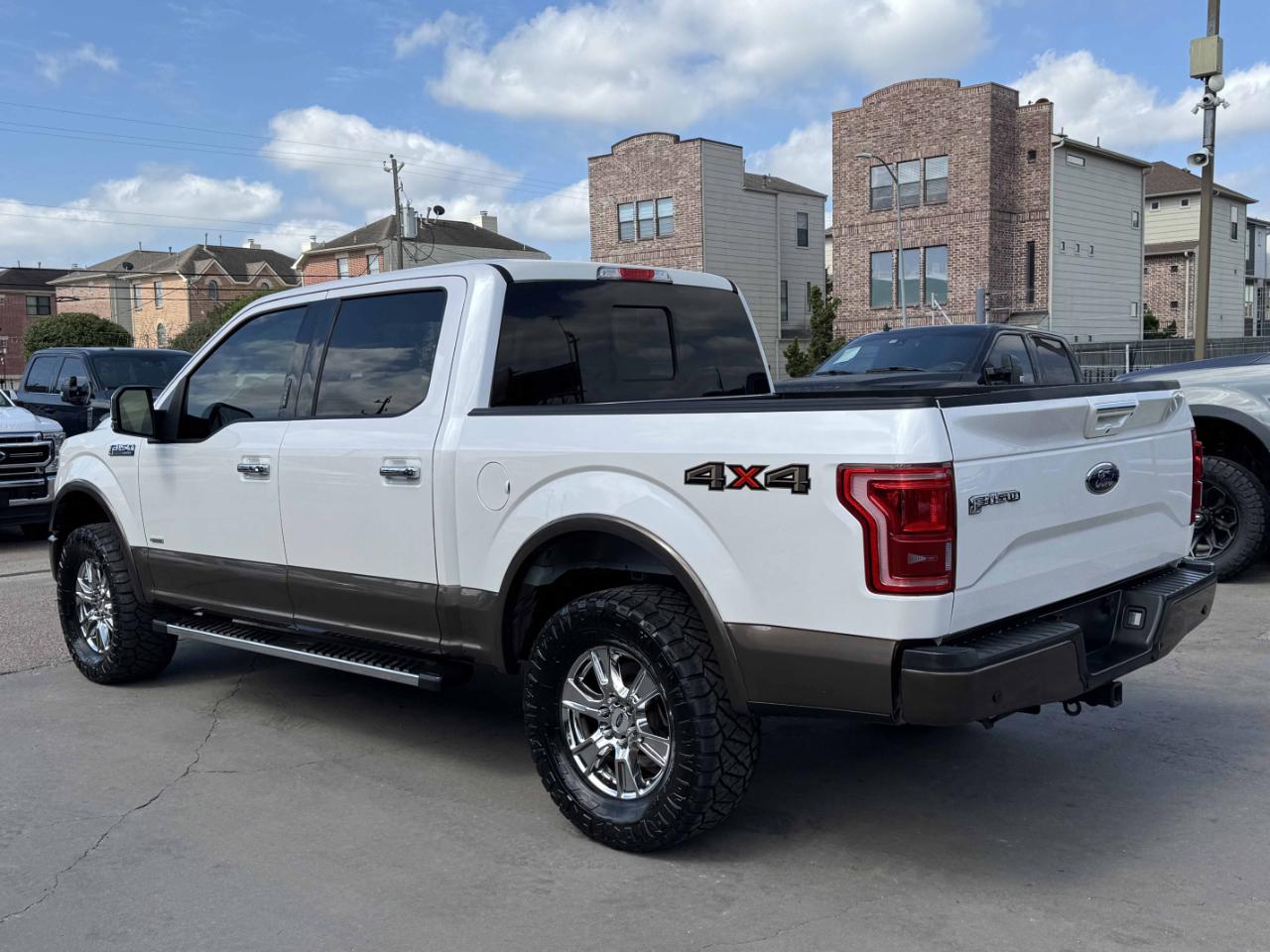 Ford F-150 Lariat SuperCrew 4WD 2016