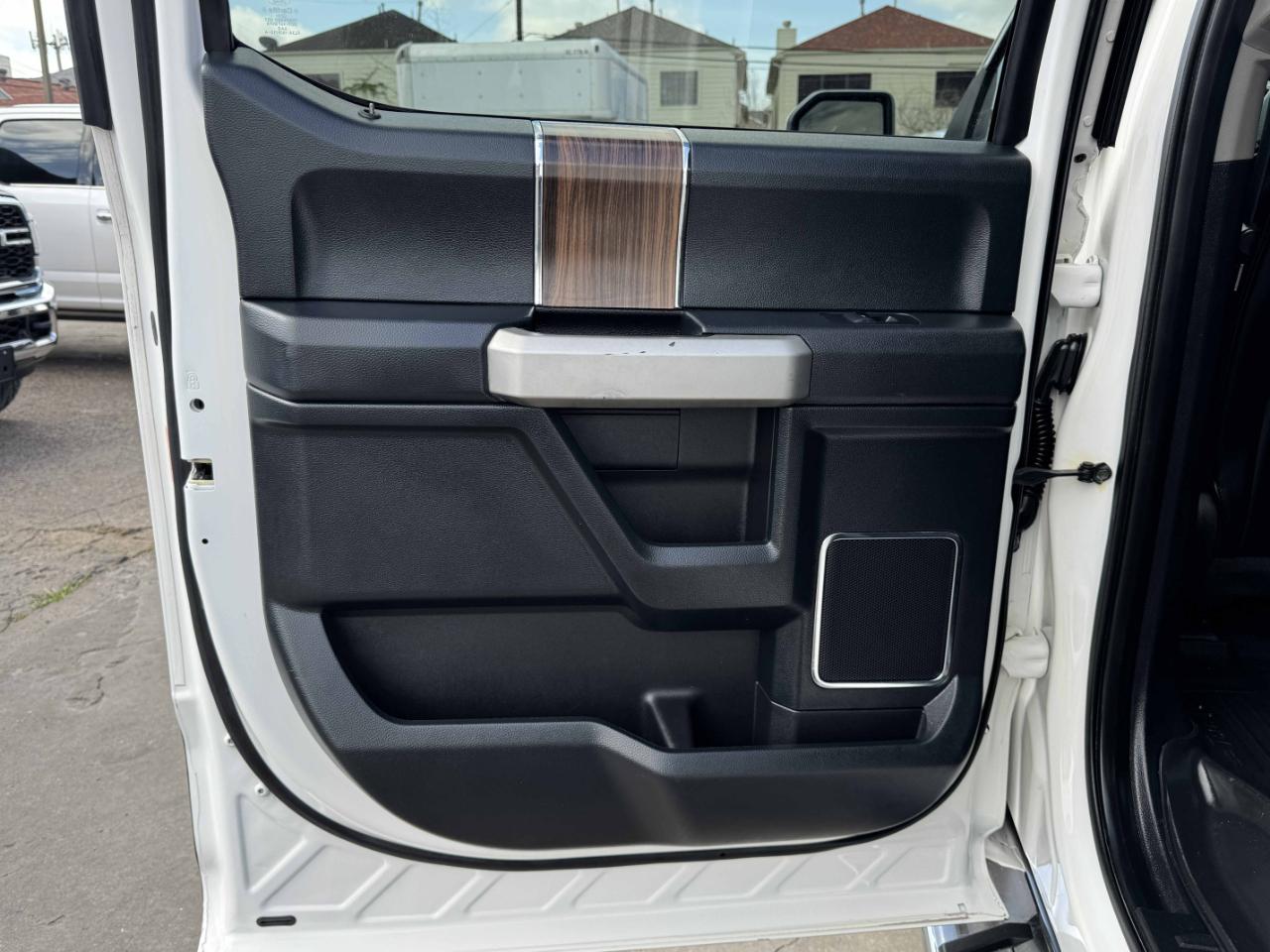 Ford F-150 Lariat SuperCrew 4WD 2016