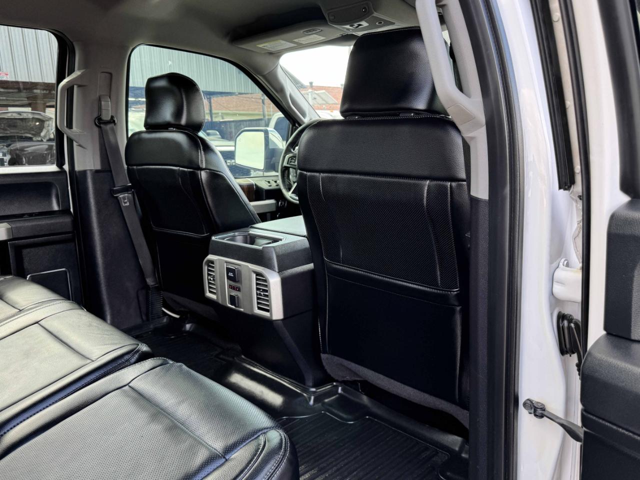 Ford F-150 Lariat SuperCrew 4WD 2016
