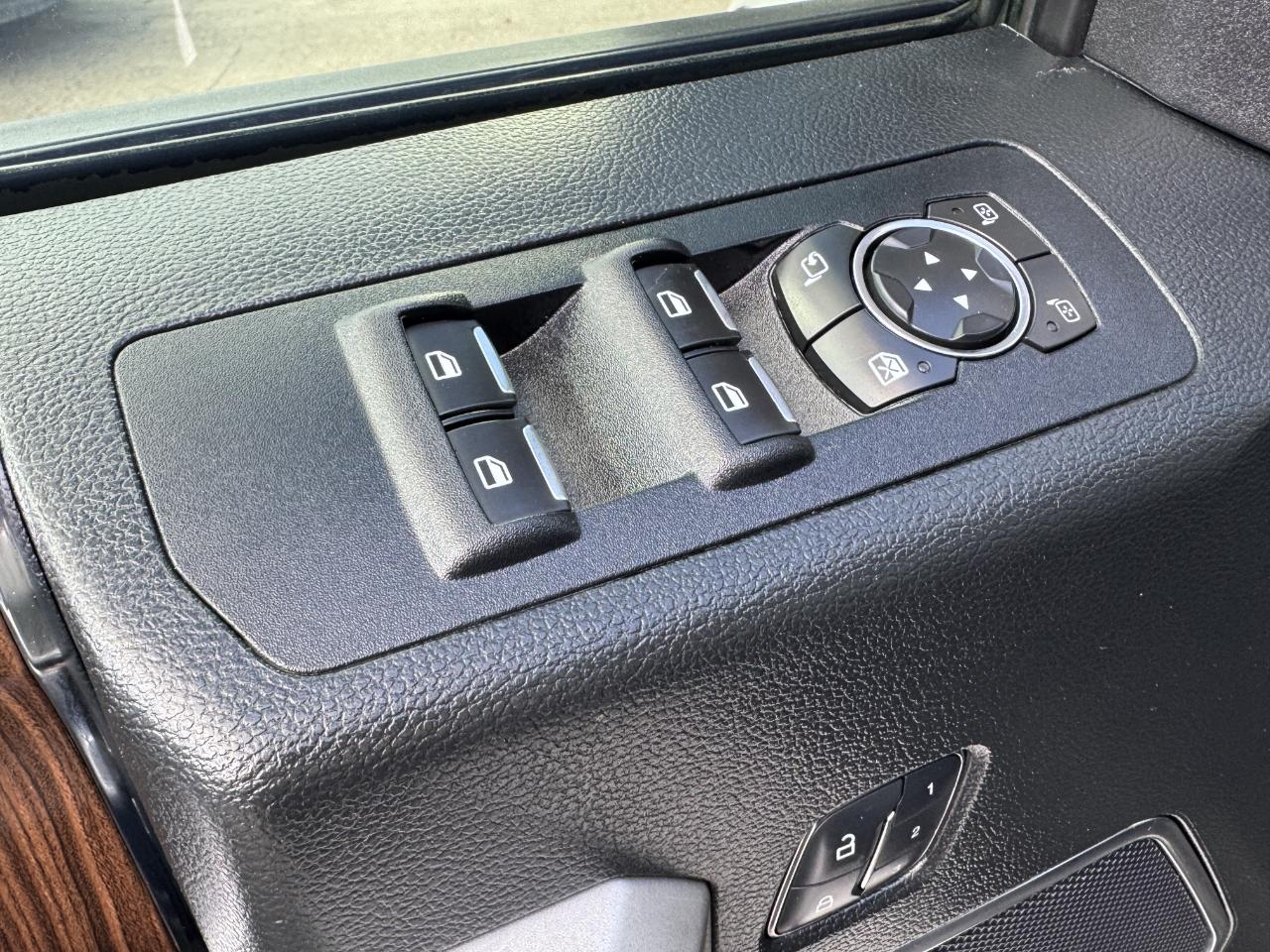 Ford F-150 Lariat SuperCrew 4WD 2016