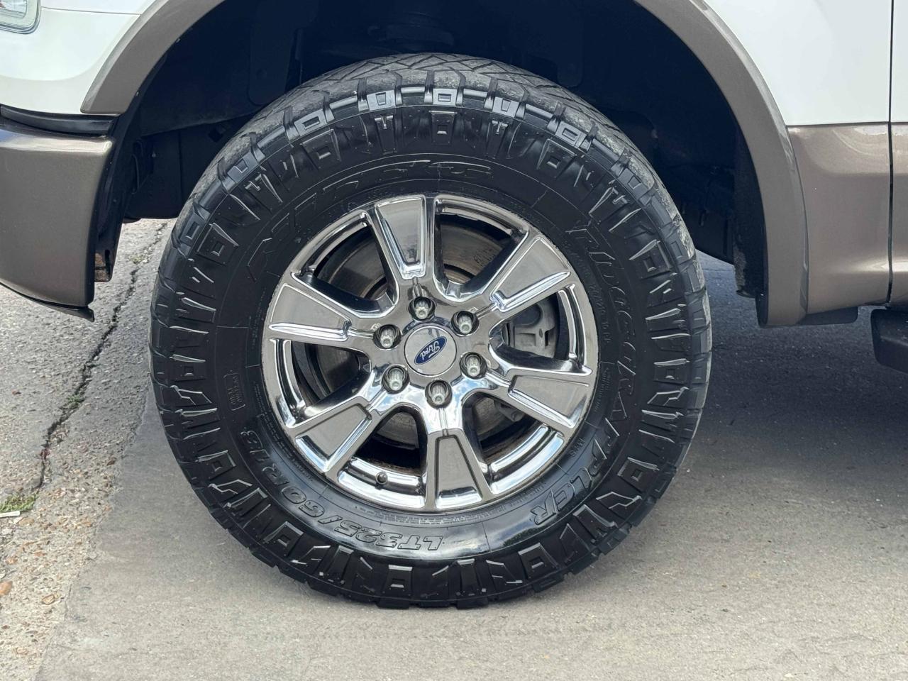 Ford F-150 Lariat SuperCrew 4WD 2016