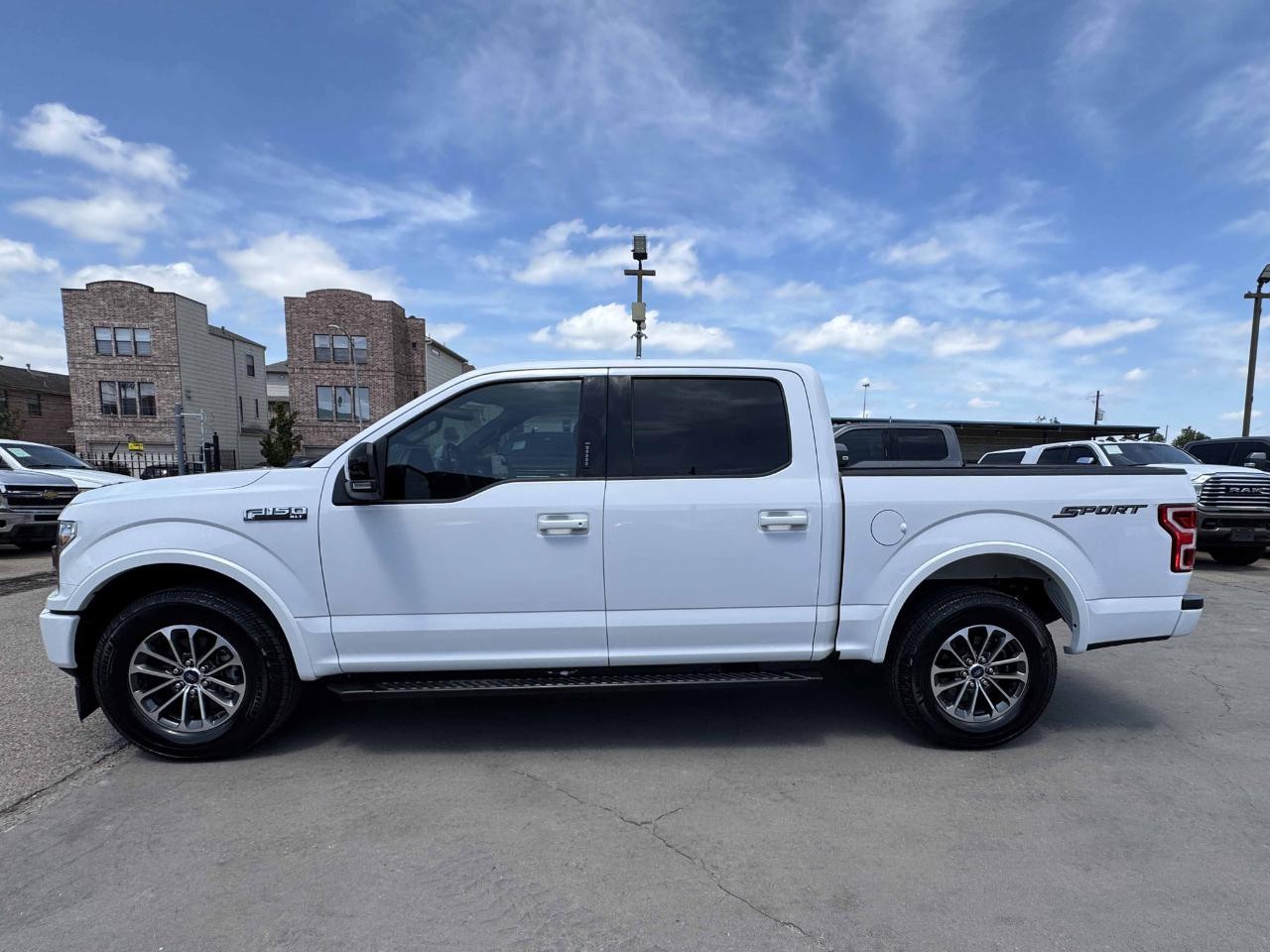 Ford F-150 XLT SuperCrew 2WD 2018