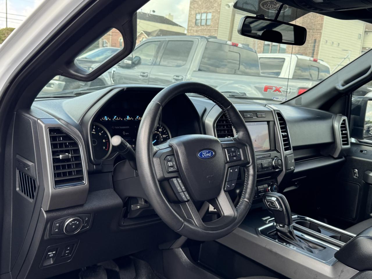 Ford F-150 XLT SuperCrew 2WD 2018