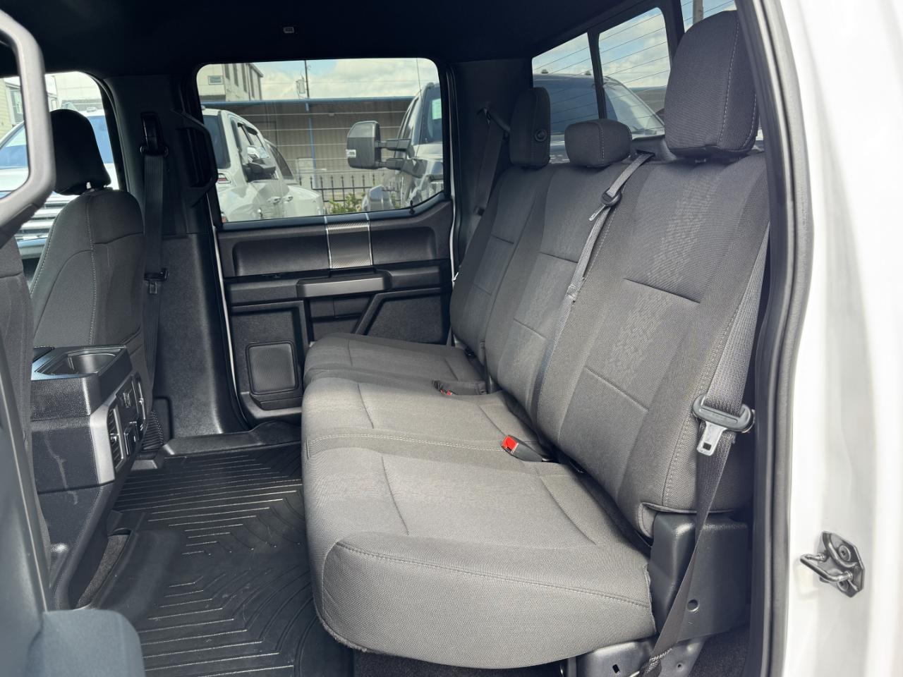 Ford F-150 XLT SuperCrew 2WD 2018