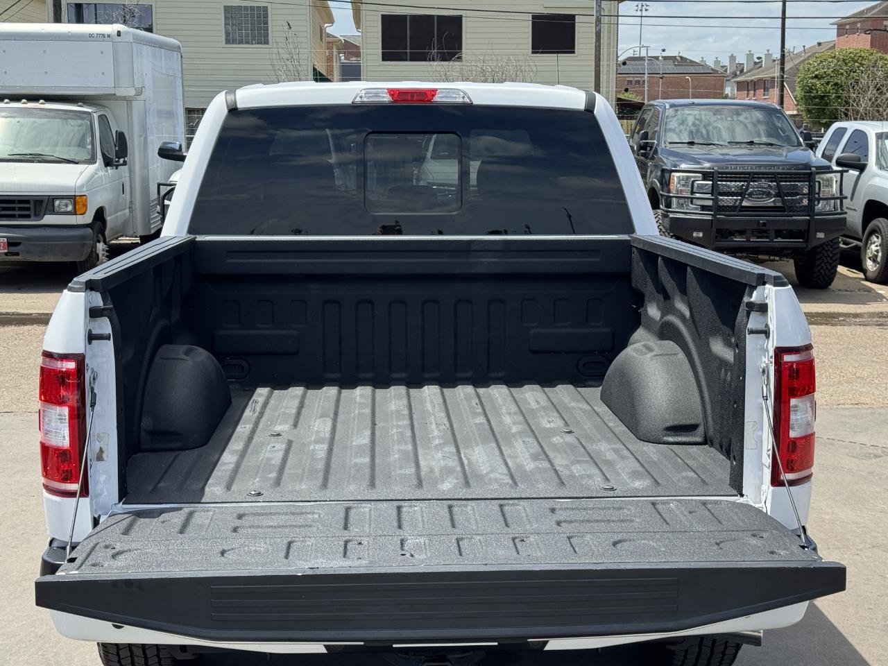 Ford F-150 XLT SuperCrew 2WD 2018