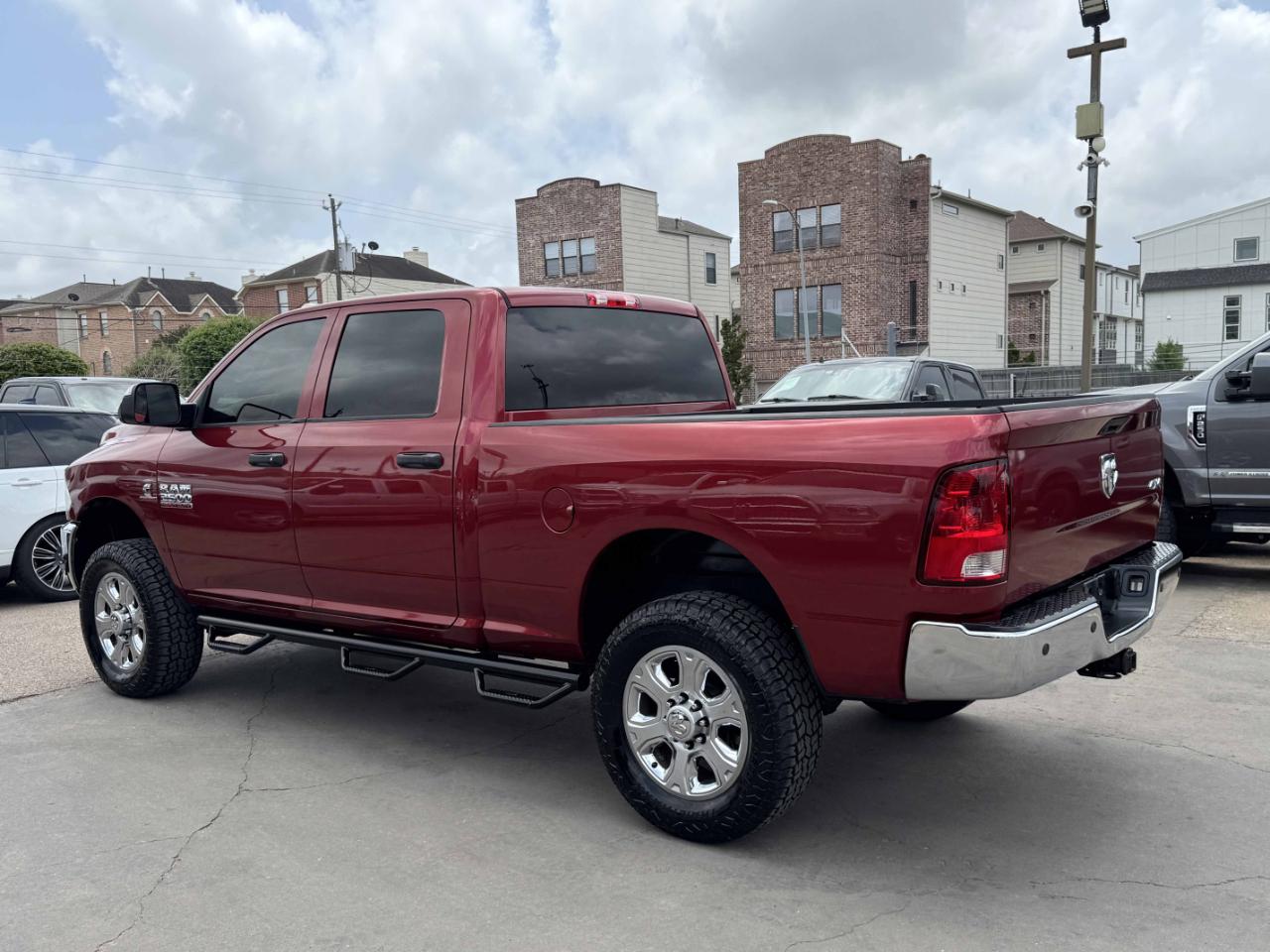 RAM 2500 Tradesman Crew Cab 4WD 2014