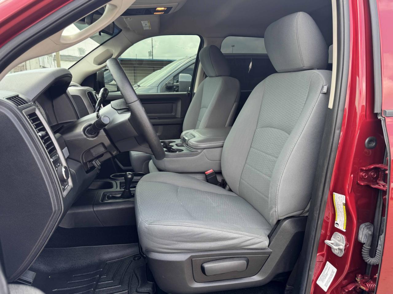 RAM 2500 Tradesman Crew Cab 4WD 2014
