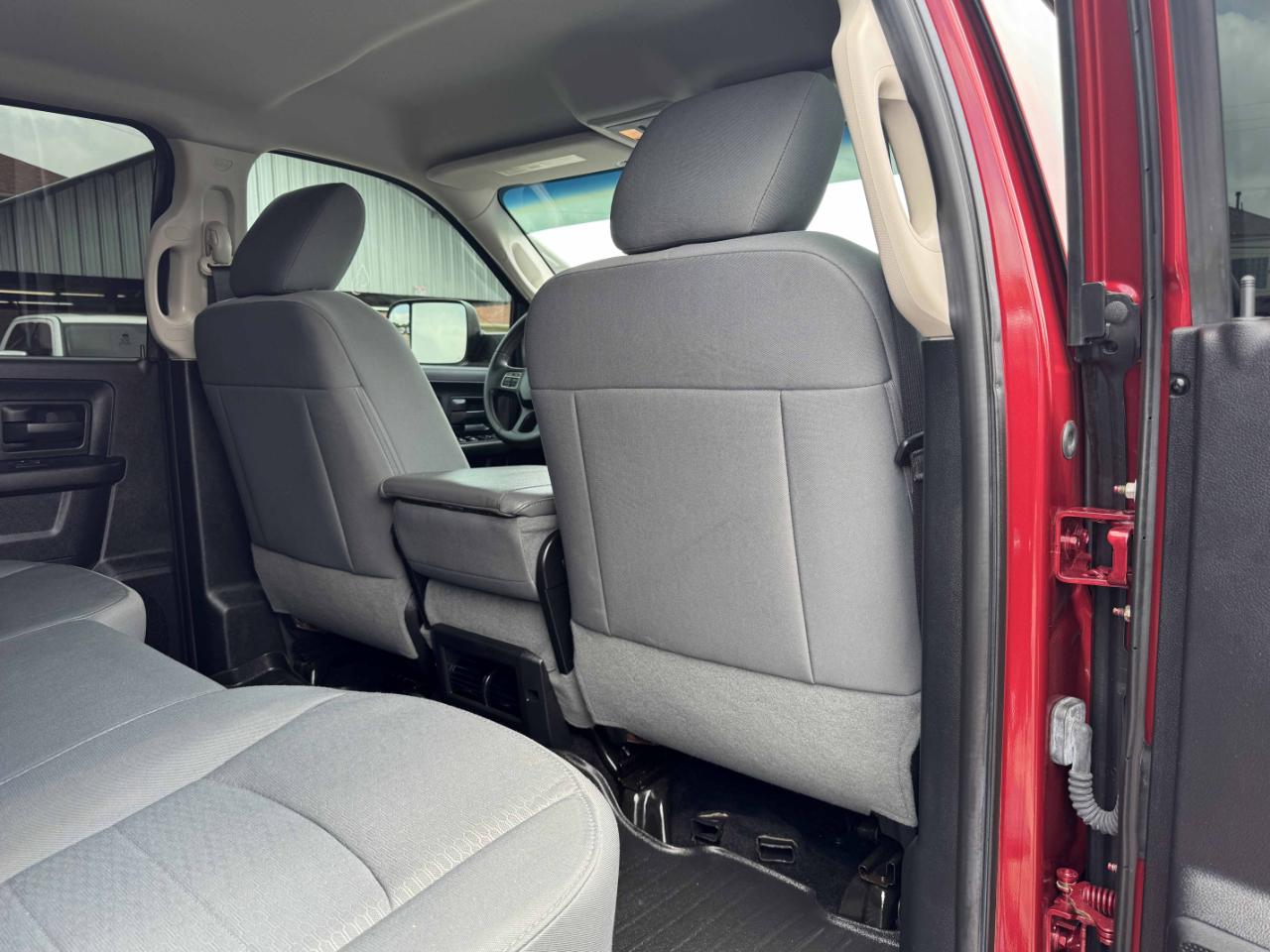RAM 2500 Tradesman Crew Cab 4WD 2014
